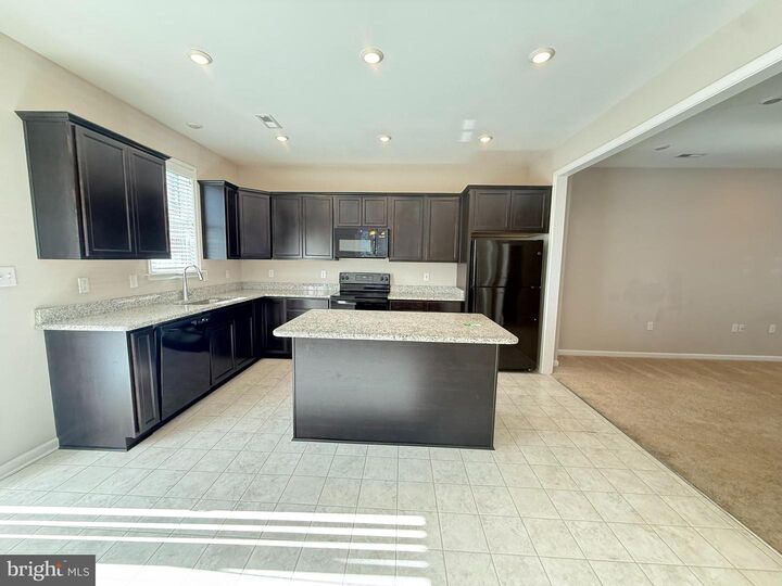 Property Photo:  217 Brooks Circle  VA 22601 