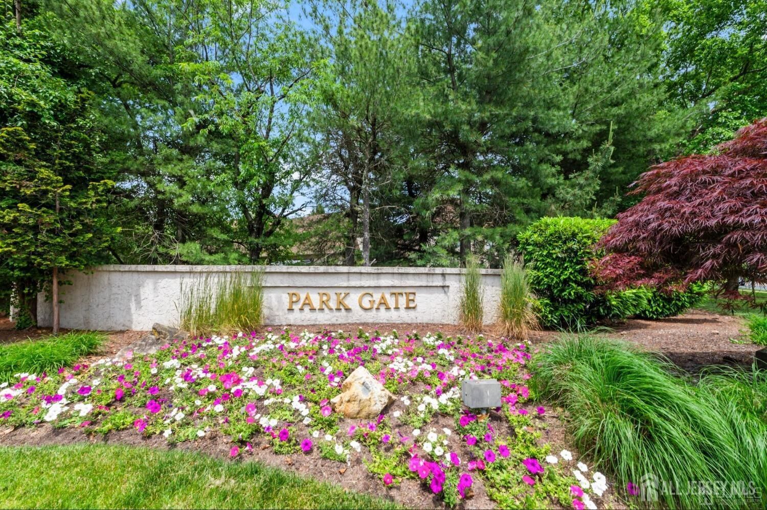 Property Photo:  1 Carriage Place  NJ 08820 