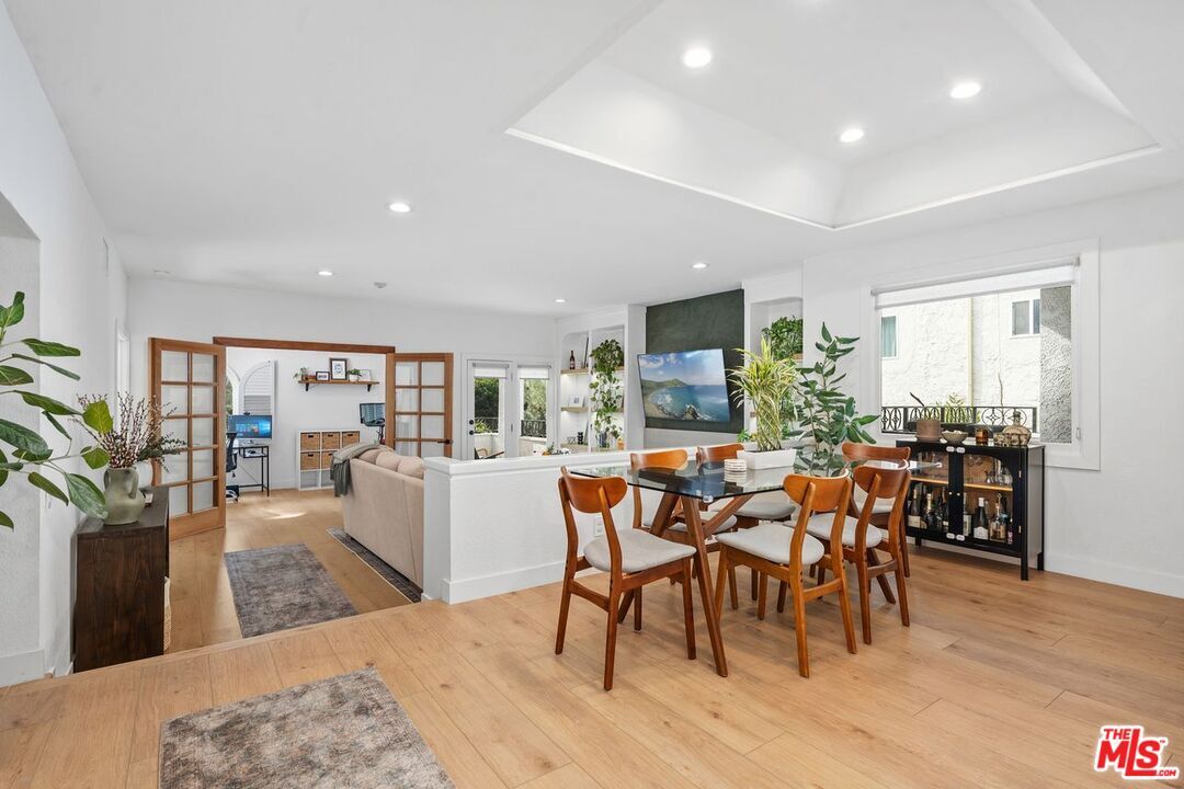 Property Photo:  1133 9th St  CA 90403 