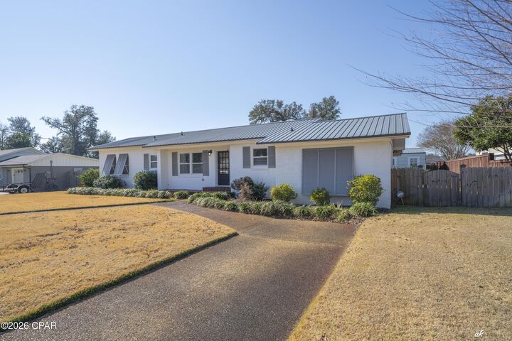 Property Photo:  203 S Claire Drive  FL 32401 