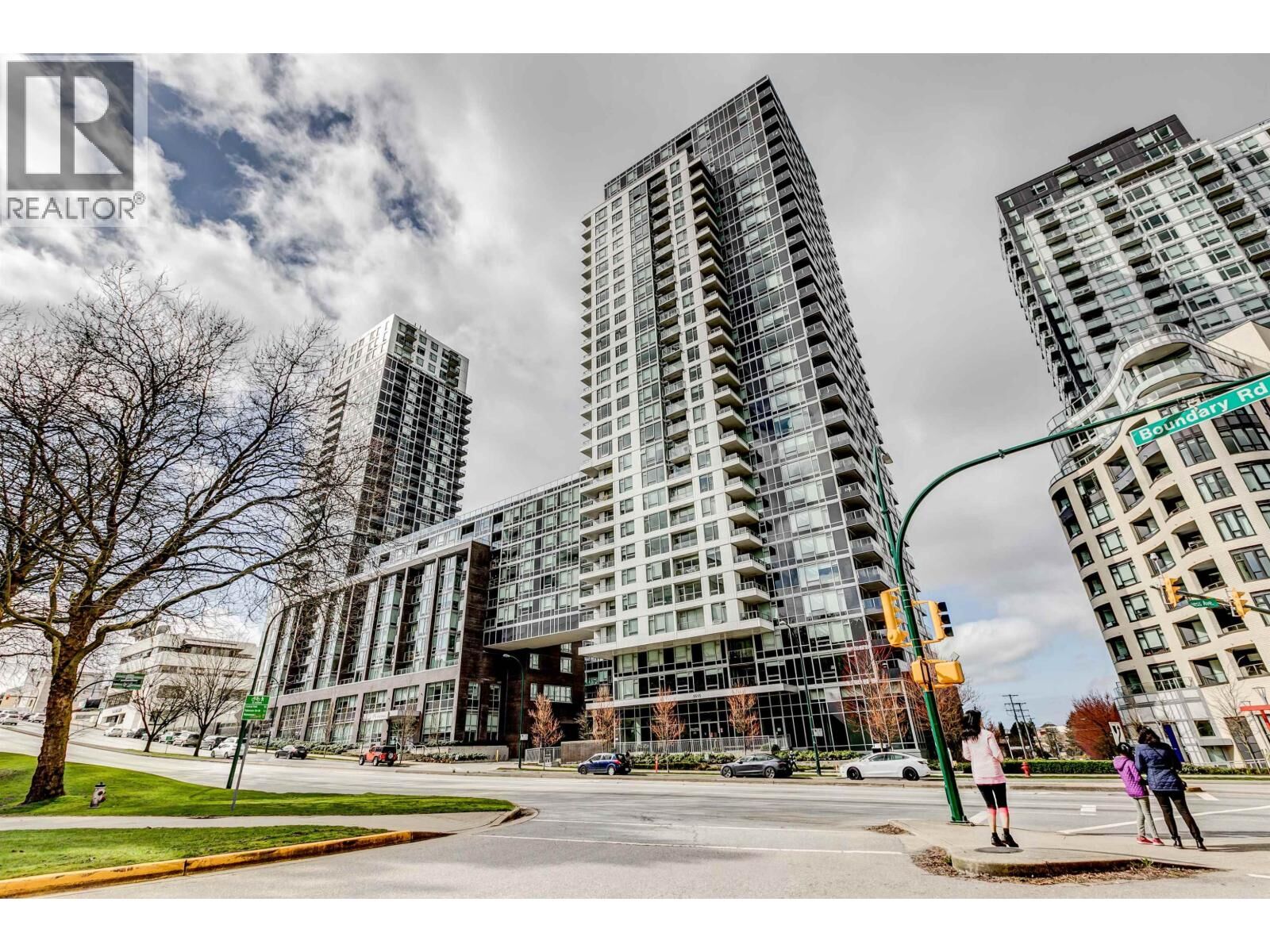 Photo de la propriété: 5515 Boundary Road 652 BC V5R 0E5