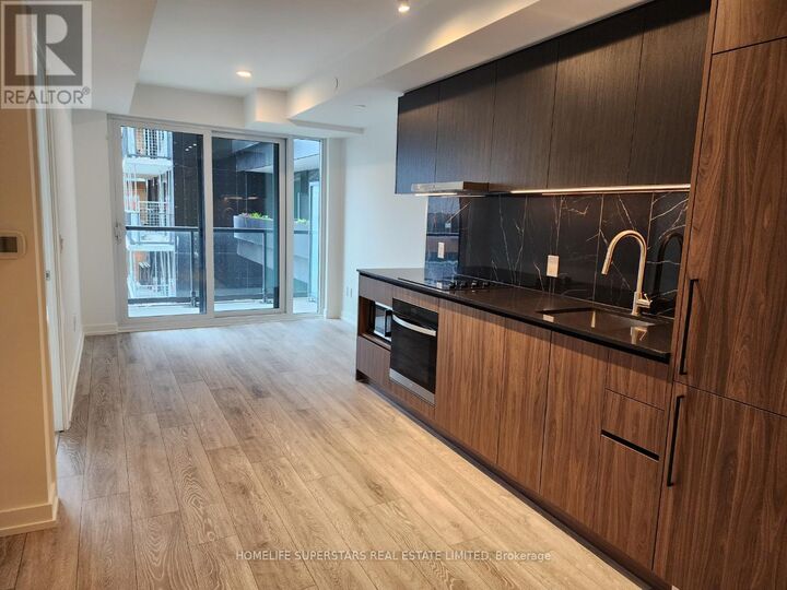 Property Photo:  1100 Sheppard Avenue West 632  ON M3J 0H1 