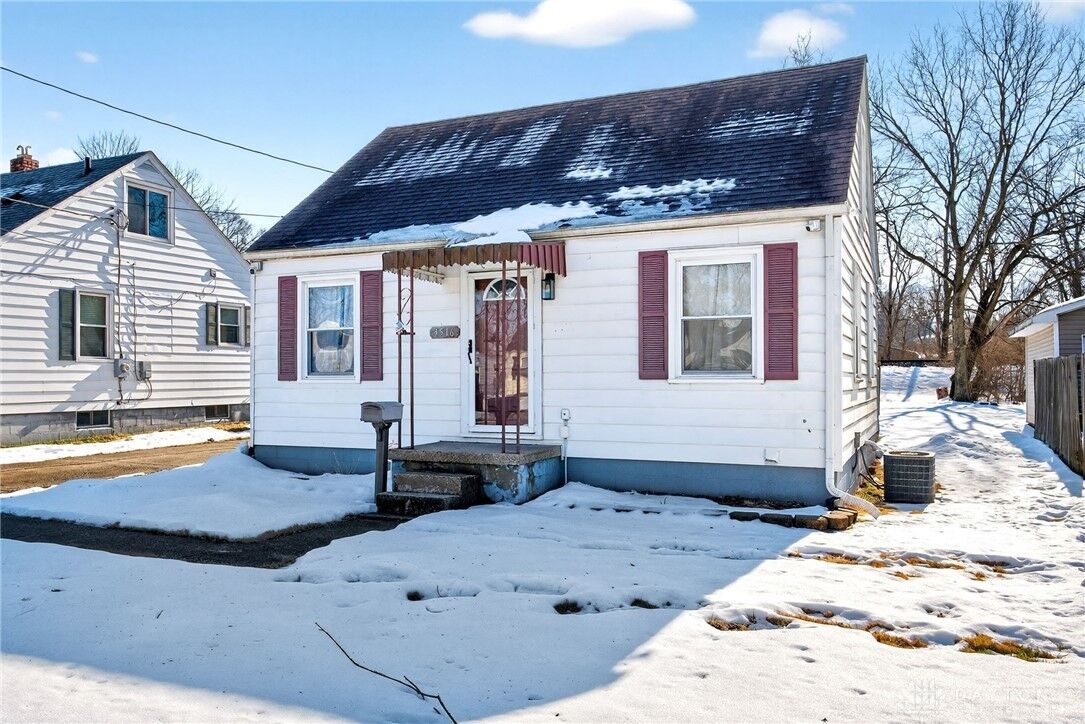 Property Photo:  3516 Jewell Street  OH 45042 