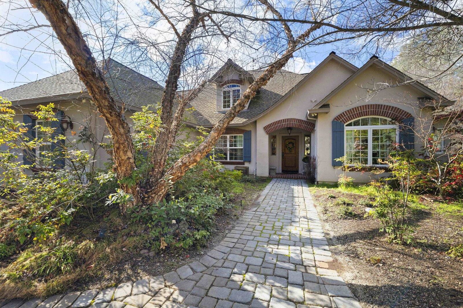 Property Photo:  18558 Olov Rd  CA 95370 