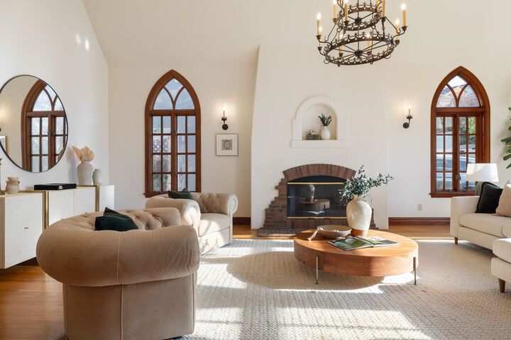 Property Photo:  4800 Proctor Ave  CA 94618 