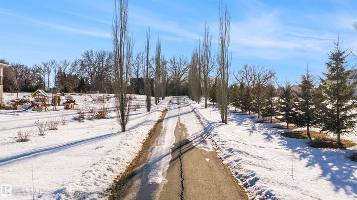 Property Photo:  52216 Range Road 233 172  AB T8B 1C9 