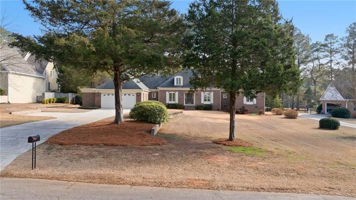 Property Photo:  229 Westchester Drive  GA 30223 