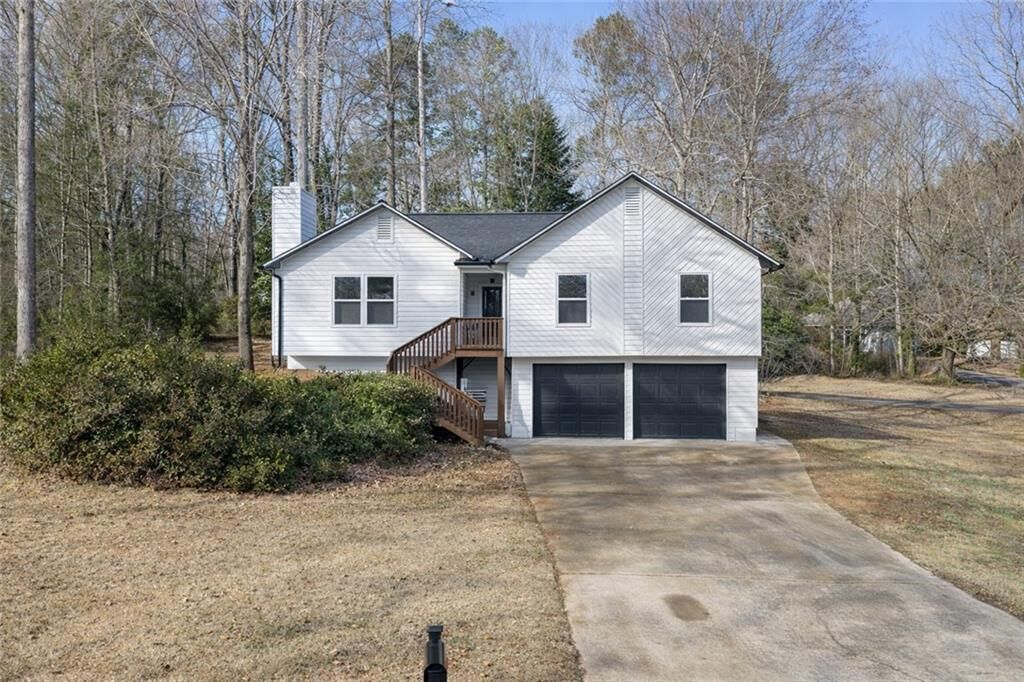 Property Photo: 1100 Spring Place GA 30115