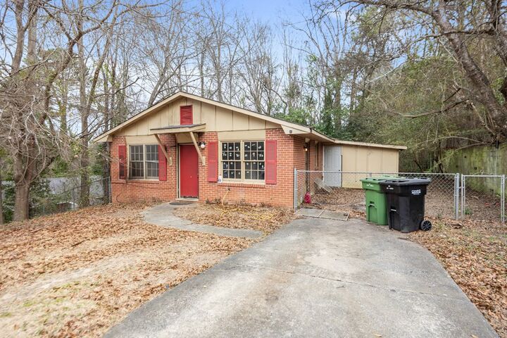 Property Photo:  450 Bowen Boulevard  GA 31907 