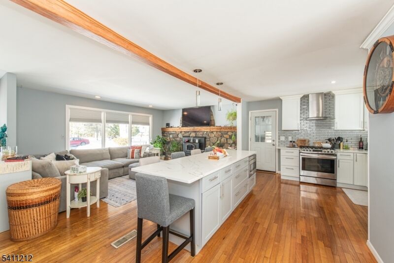 Property Photo:  38 Fremont Ter  NJ 07438 