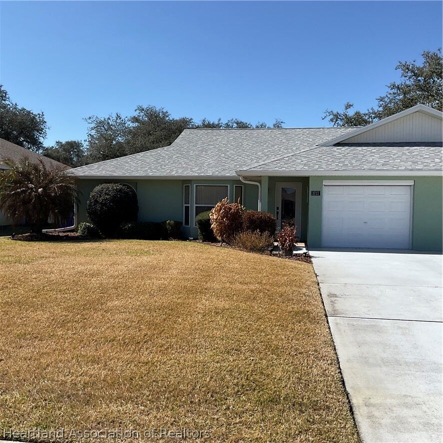Property Photo:  3717 Ponce De Leon Boulevard  FL 33872 
