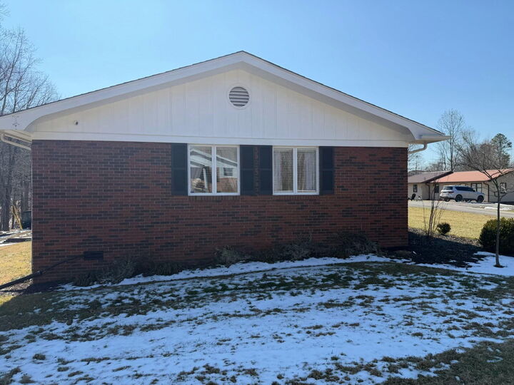 Property Photo:  184 Osborne Road  KY 40977 