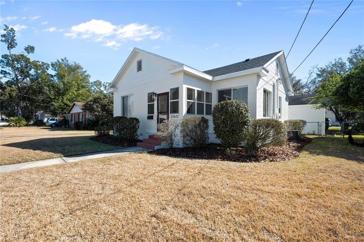 Property Photo:  37622 Florida Avenue  FL 33525 