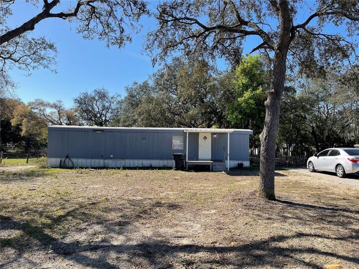 Property Photo:  4385 Dietz Road  FL 33830 