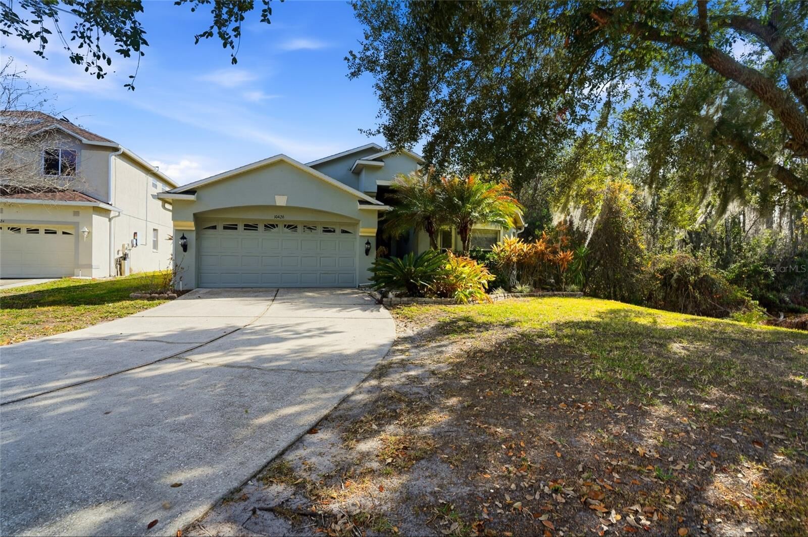Property Photo:  10426 Lucaya Drive  FL 33647 