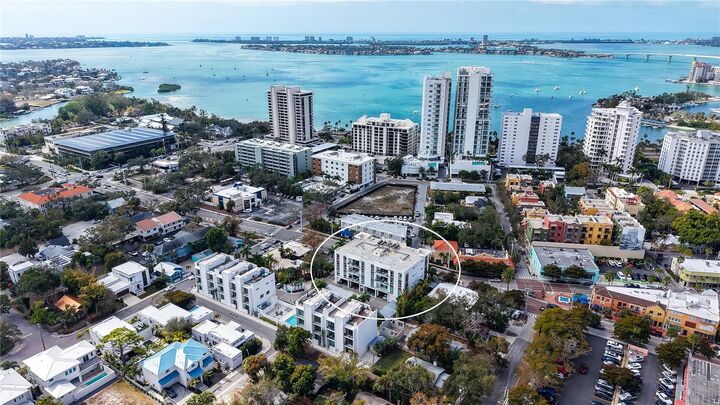 Property Photo:  635 S Orange Avenue 301  FL 34236 