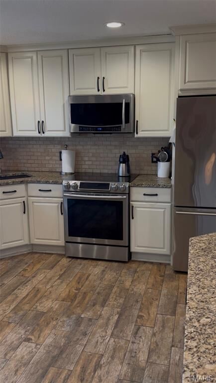 Property Photo:  2113 Cherrycove Court  MO 63043 