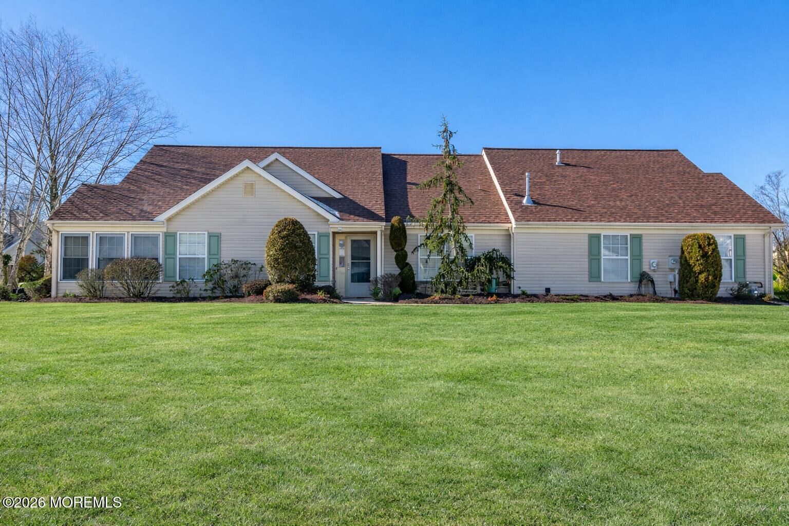 Property Photo:  11 Ivy Hill Road  NJ 08701 