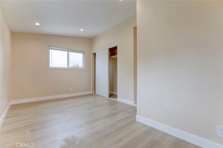 Property Photo:  15115 Covello Street 3  CA 91405 