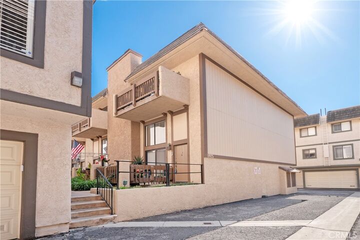 Property Photo:  1925 E Huntington Drive  CA 91010 