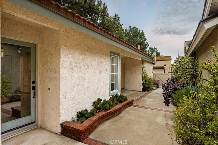 Property Photo: 54 Orchard CA 92618