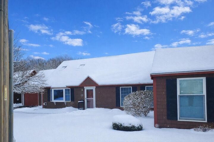 Property Photo:  32 Cortland Circle 32  ME 04401 