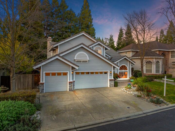 Property Photo: 3370 Emerson Drive CA 95661