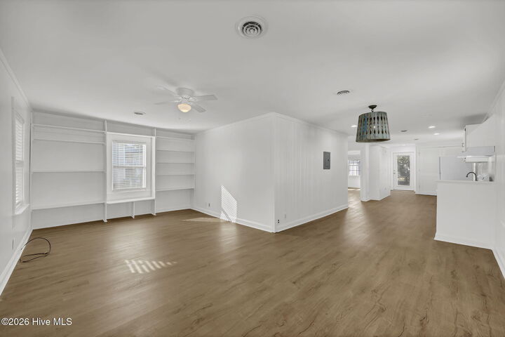 Property Photo:  124 Ocean View Avenue  NC 28449 