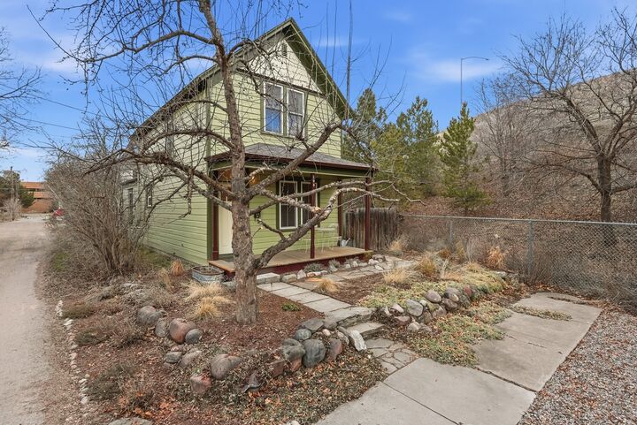 Property Photo:  105 N 3rd Street W  MT 59802 