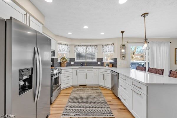 Property Photo:  2225 Abbey Lane  OH 44319 