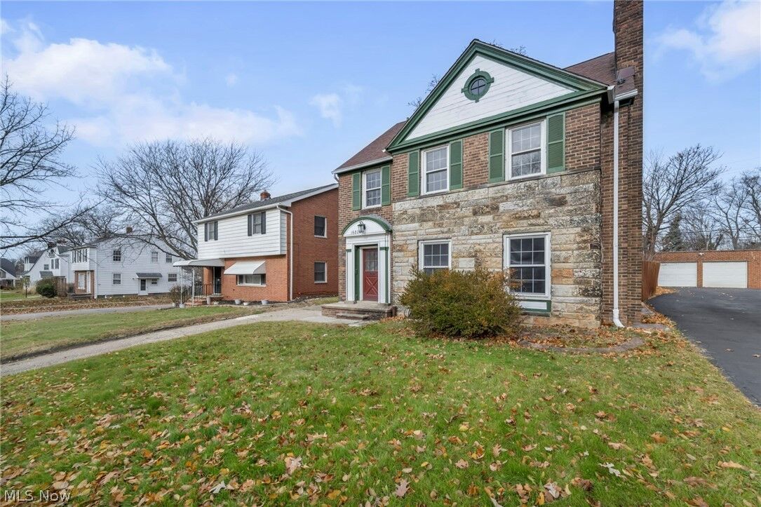 Property Photo: 16809 Scottsdale Boulevard OH 44120