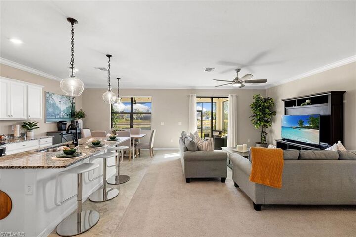 Property Photo:  9258 Shadow Oak Ln  FL 34120 