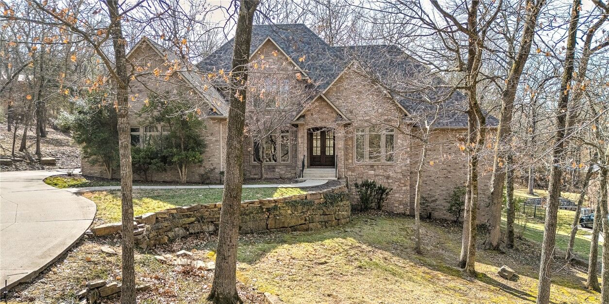 Property Photo:  1859 W Osage Bend  AR 72701 