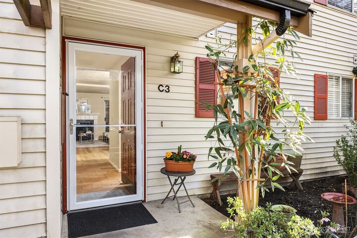 Property Photo: 15600 116th Avenue W C3 WA 98011