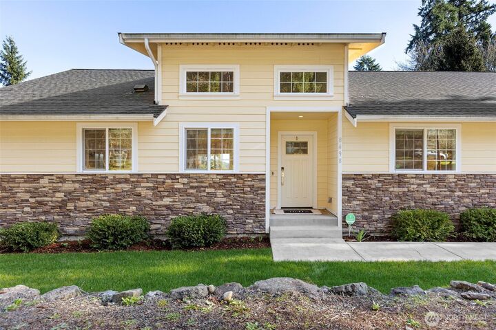 Property Photo: 8498 Illahee Road NE WA 98311