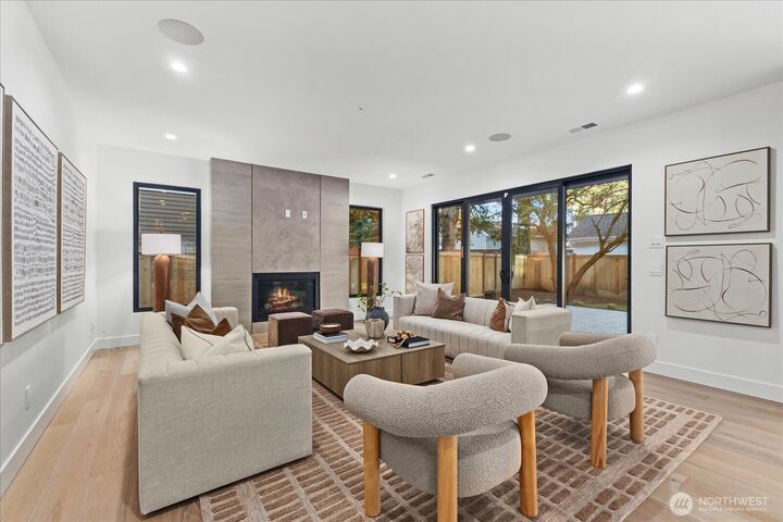 Property Photo: 1020 107th Avenue SE WA 98004