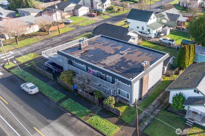 Property Photo:  504 N 7th Avenue  WA 98626 