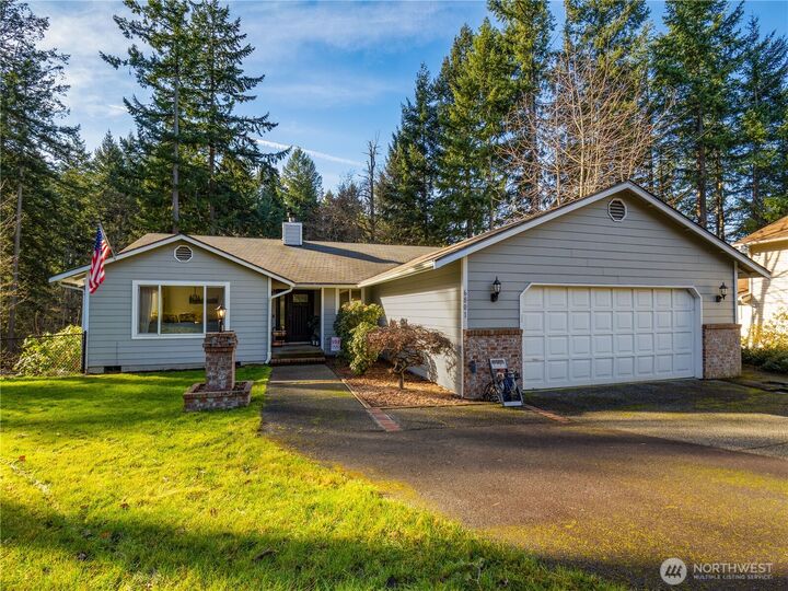 Property Photo:  6801  183rd Avenue E  WA 98391 