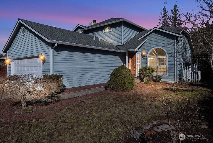 Property Photo:  10918 SE 270th Street  WA 98030 