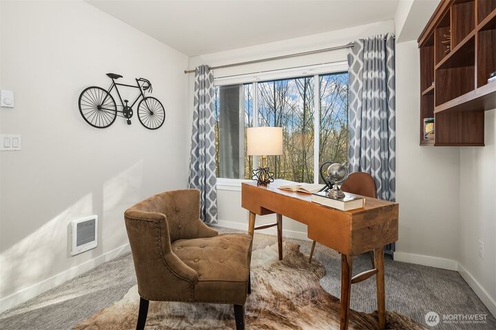 Property Photo: 524 238th Place SE C WA 98021