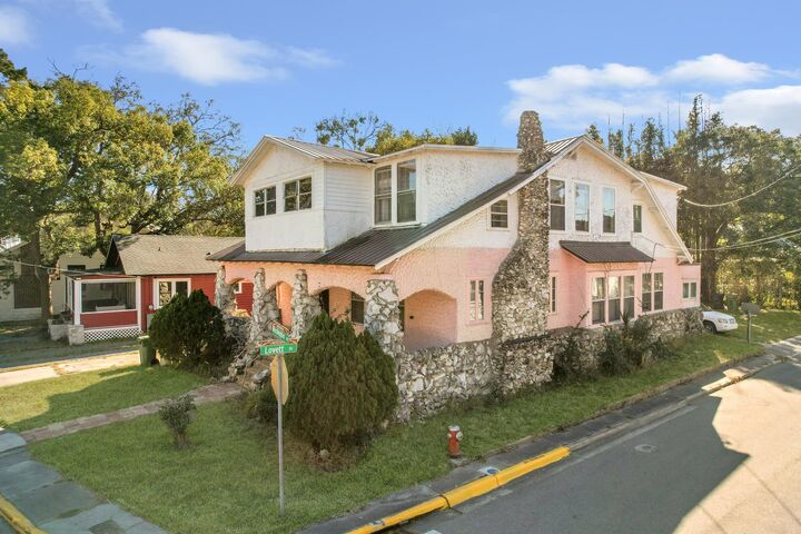 Property Photo: 134 Washington St FL 32084