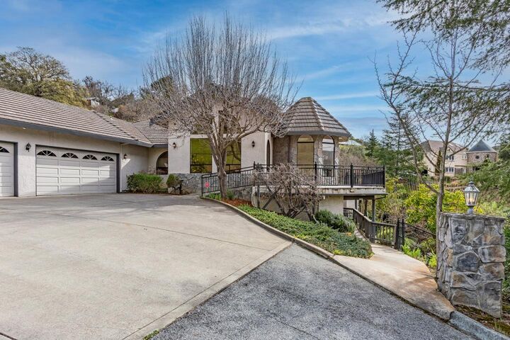 Property Photo:  18616 Skuse Court  CA 95120 