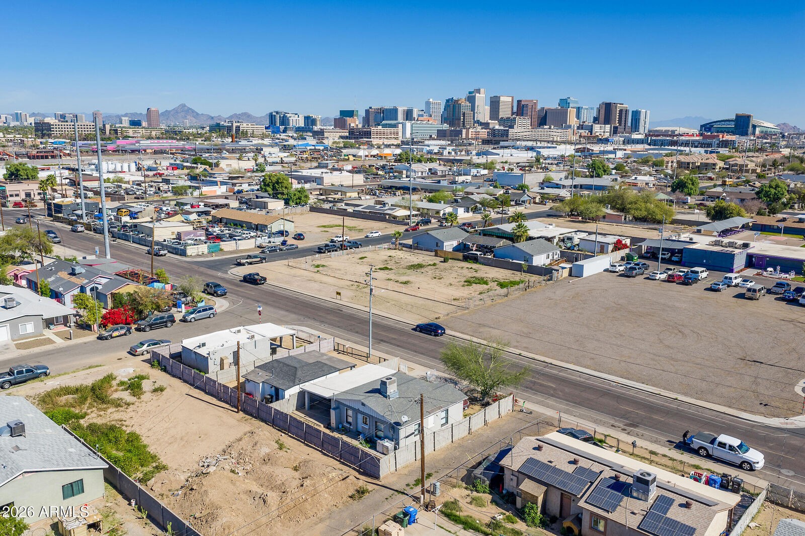 Property Photo: 830 S 15th Avenue AZ 85007