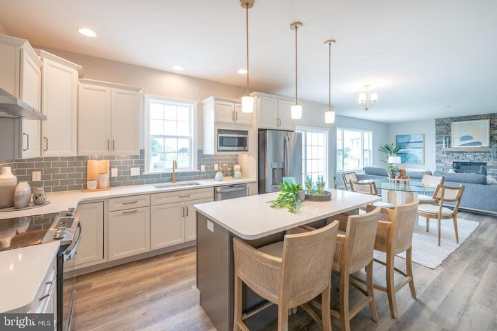 Property Photo: 4 Old Orchard Road PA 17579