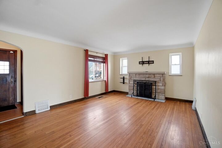 Property Photo: 3631 Semloh Avenue OH 45247