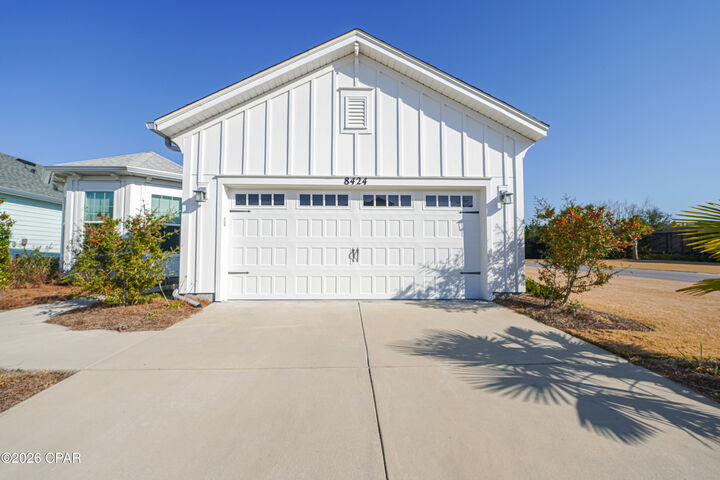 Property Photo:  8424 Landshark Boulevard  FL 32413 