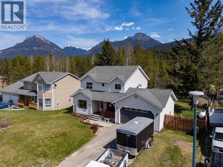 Property Photo: 1424 Deer Ridge Road BC V0A 1H1