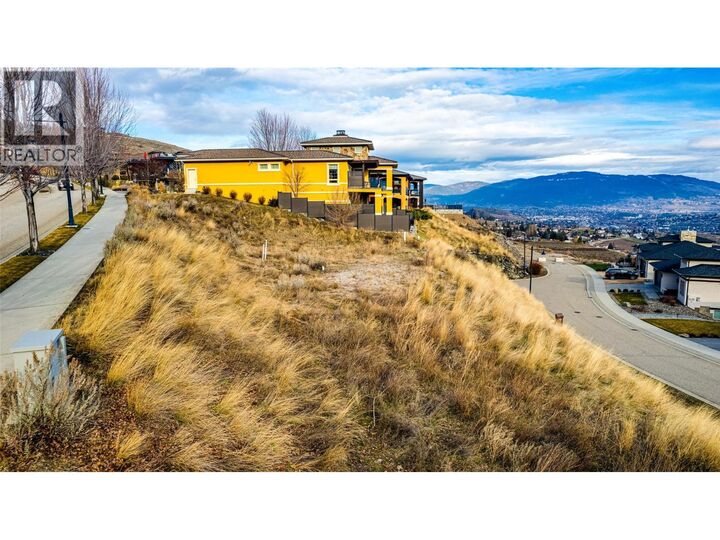 Property Photo: 215 Harvest Court BC V1H 1Z9