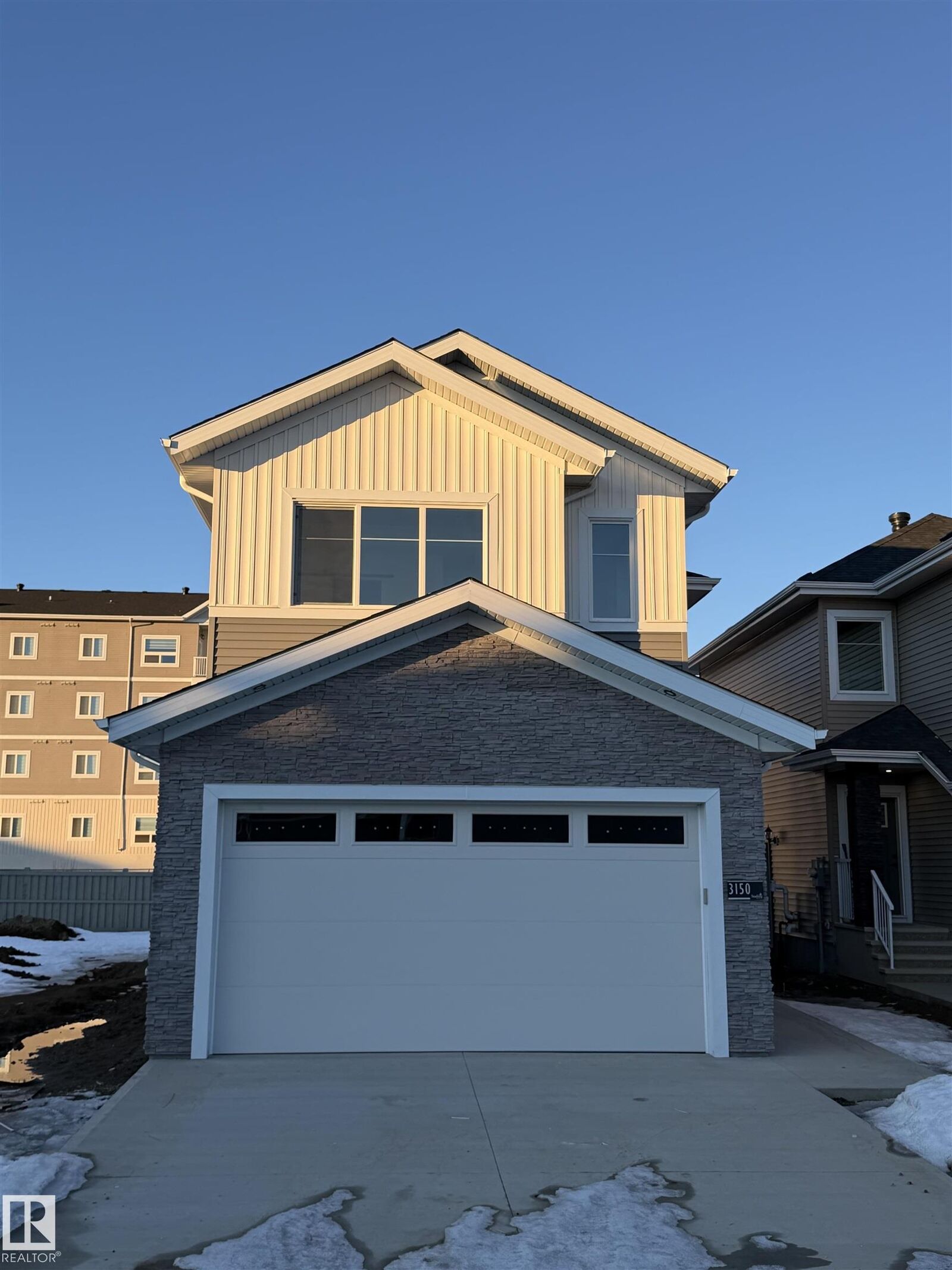 Property Photo:  3150 Magpie Way NW  AB T5S 0K8 