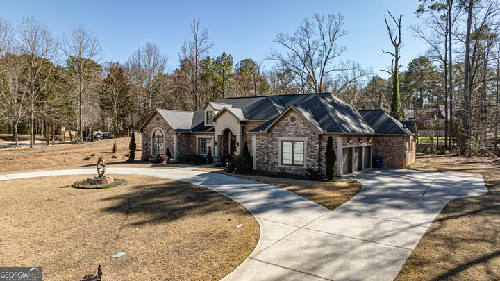 Property Photo: 5310 Serenity Lane SW GA 30349